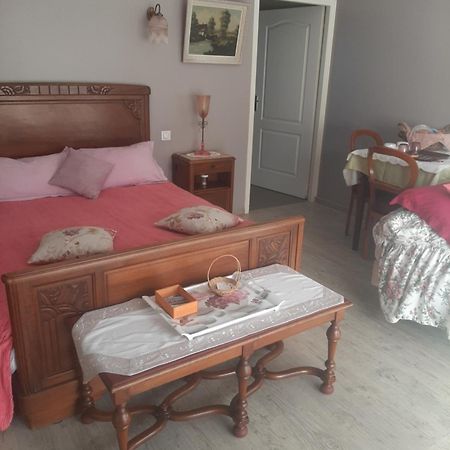 Chambre D Hotes Saint-Laurent-de-la-Barriere 外观 照片