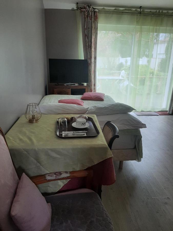 Chambre D Hotes Saint-Laurent-de-la-Barriere 外观 照片